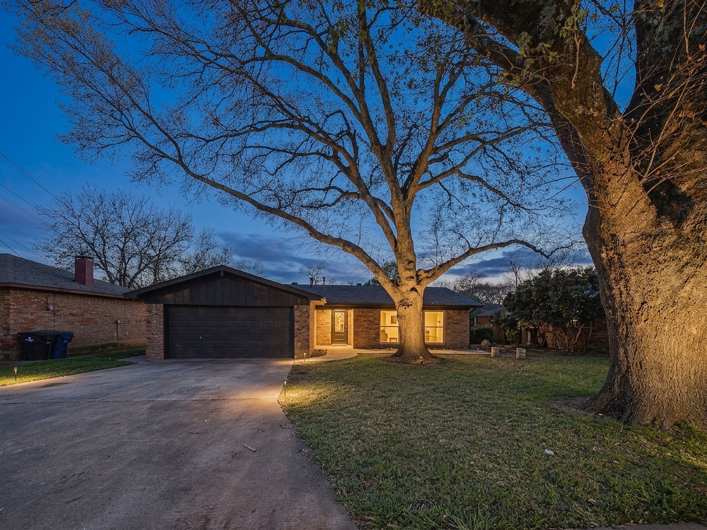 9501 North County Road, Frisco twilight
